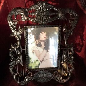 Metal frame photo wine cork cage